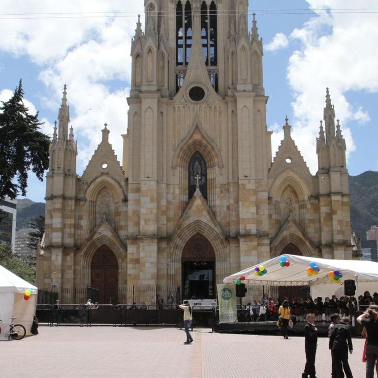 Habitacion Chapinero Baño privado - One-Bedroom Apartment - 15