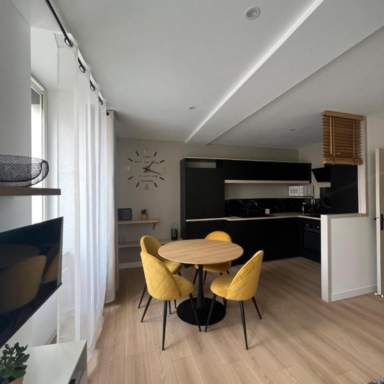 C&C, calme et confort - Idéal au cœur de la ville - Appartement 1 Chambre - 1