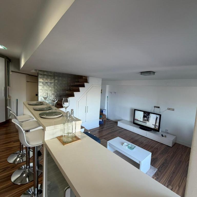 Malvarrosa Penthouse 4 rooms, suite, terrace and balcony - Apartamento Ático - 43