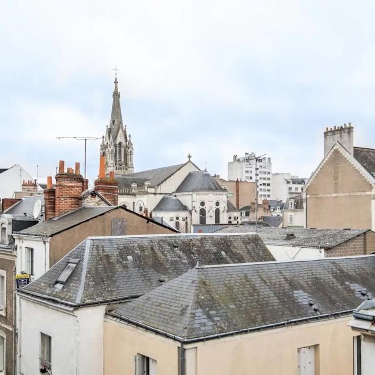 Le Grécourt, 5min à pied gare, wifi - One-Bedroom Apartment - 5