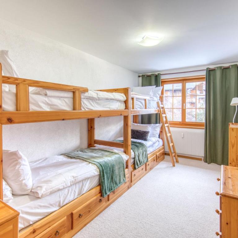 Centrally located with great views and terrace - Appartement - 13