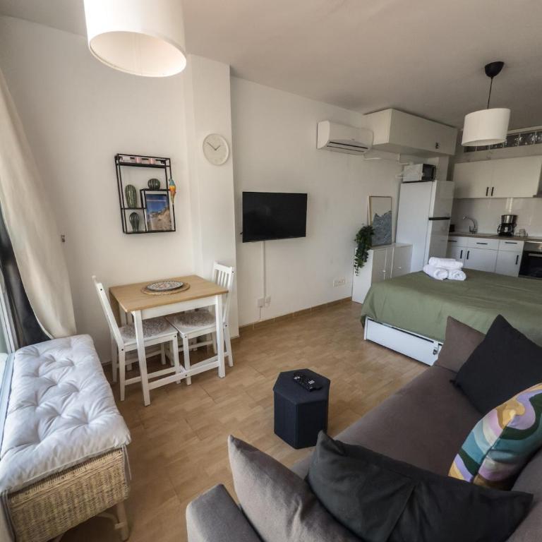 Modern & Bright Studio in the Heart of Nerja - Estudio con vistas a las montañas - 29