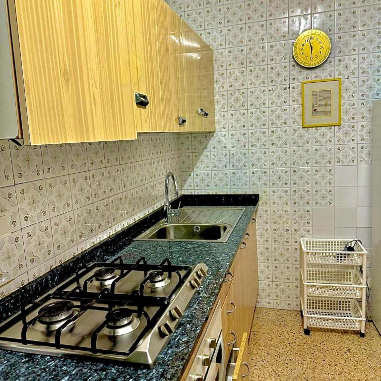 Canyelles Beach Apartment - Two-Bedroom Apartment - 12