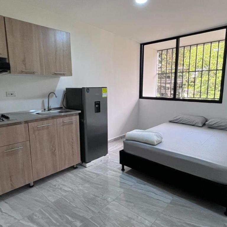 Acogedor Loft Medellin cerca al Estadio Atanasio - One-Bedroom Apartment - 2