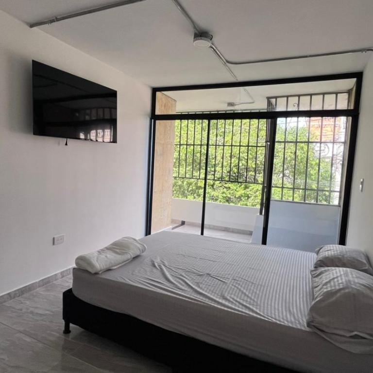 Acogedor Loft Medellin cerca al Estadio Atanasio - One-Bedroom Apartment - 7
