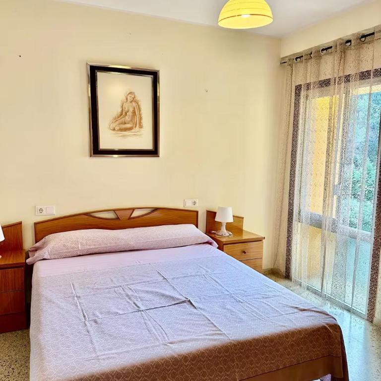 Canyelles Beach Apartment - Two-Bedroom Apartment - 4
