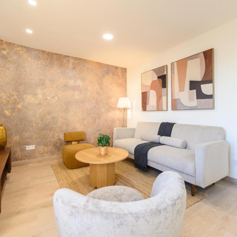 ABR1710B - Amplio piso de Lujo 2 dormitorios, ambos con terraza y 2 baños - Alquiler temporal - Two-Bedroom Apartment - 43