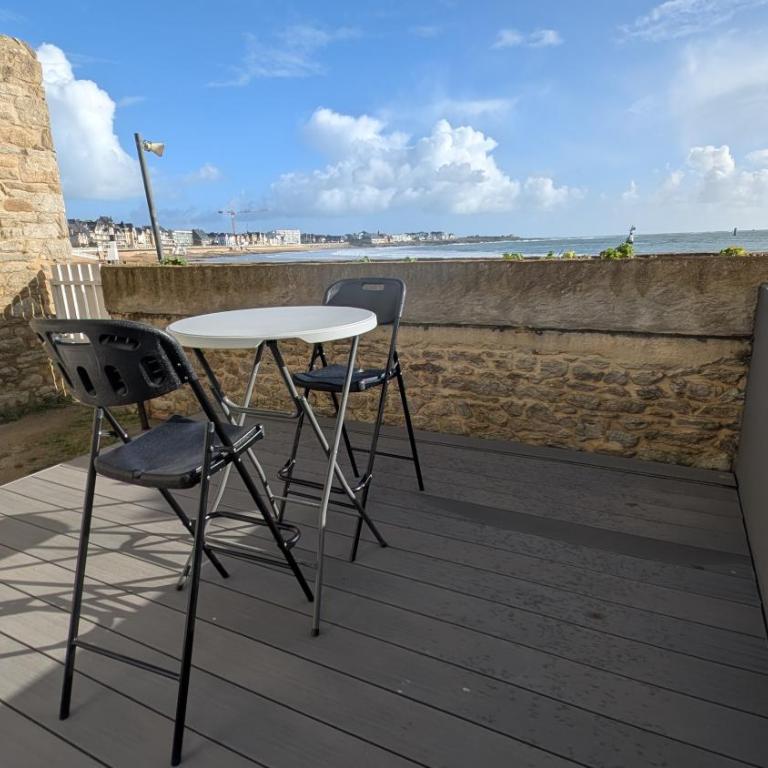 Vue Mer Accès direct à la plage Parking privé - Estudio con vistas al mar - 13