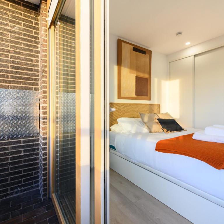 ABR1710B - Amplio piso de Lujo 2 dormitorios, ambos con terraza y 2 baños - Alquiler temporal - Two-Bedroom Apartment - 5