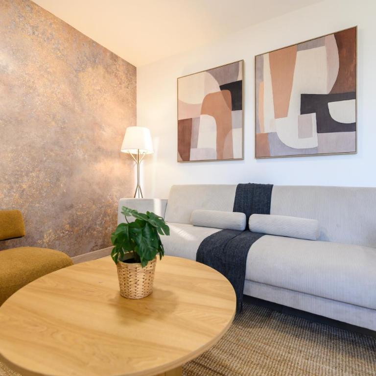 ABR1710B - Amplio piso de Lujo 2 dormitorios, ambos con terraza y 2 baños - Alquiler temporal - Two-Bedroom Apartment - 50