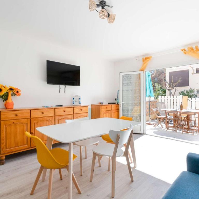 T2 climatisé avec WIFI, proche plage, parking privé, rénové 2023, terrasse, animaux non admis - FR-1-409-225 - Apartamento - 13