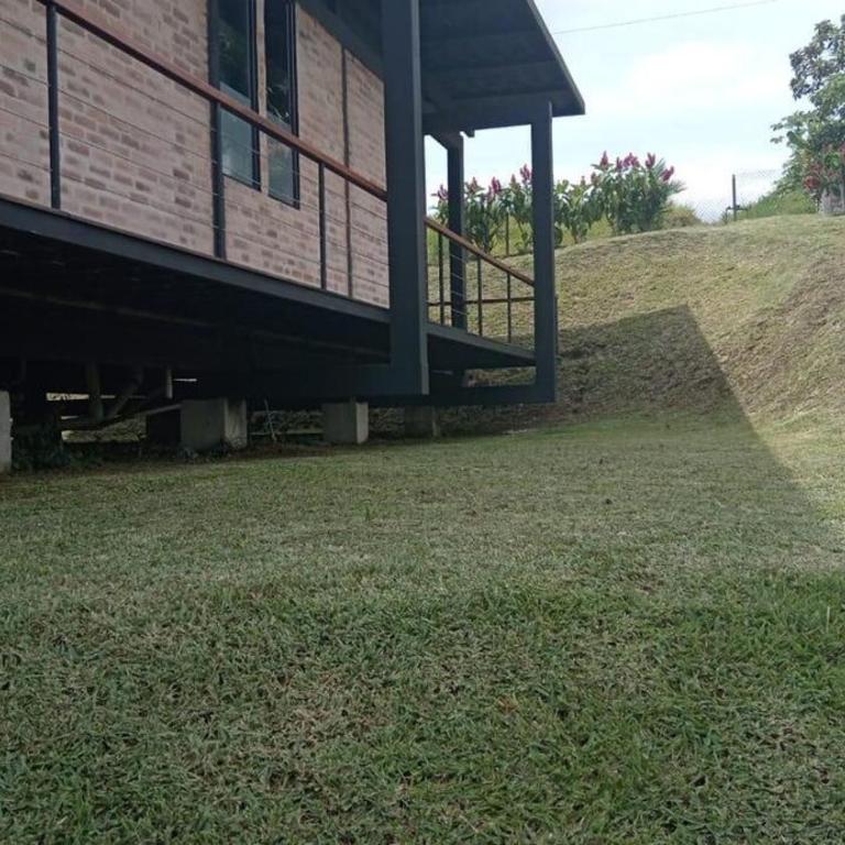Luxury Getaway in Pedro Vicente Maldonado - Three-Bedroom Villa - 8