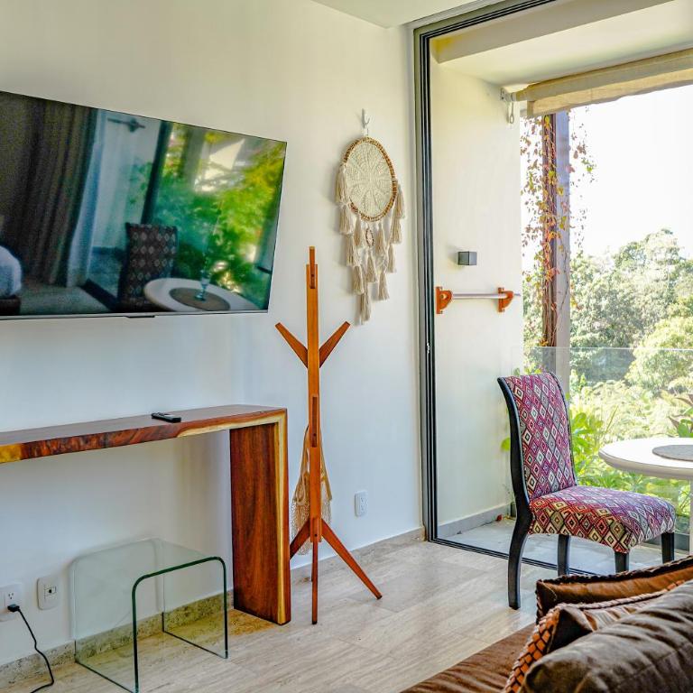 Tulum Oasis Jungle Views, 4 Pools & Near Beach - One-Bedroom Apartment - 9