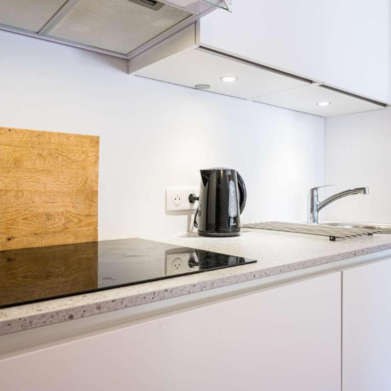 Appartement T3 rénové – 4 personnes – Courchevel Moriond - Two-Bedroom Apartment with Mountain View - 9