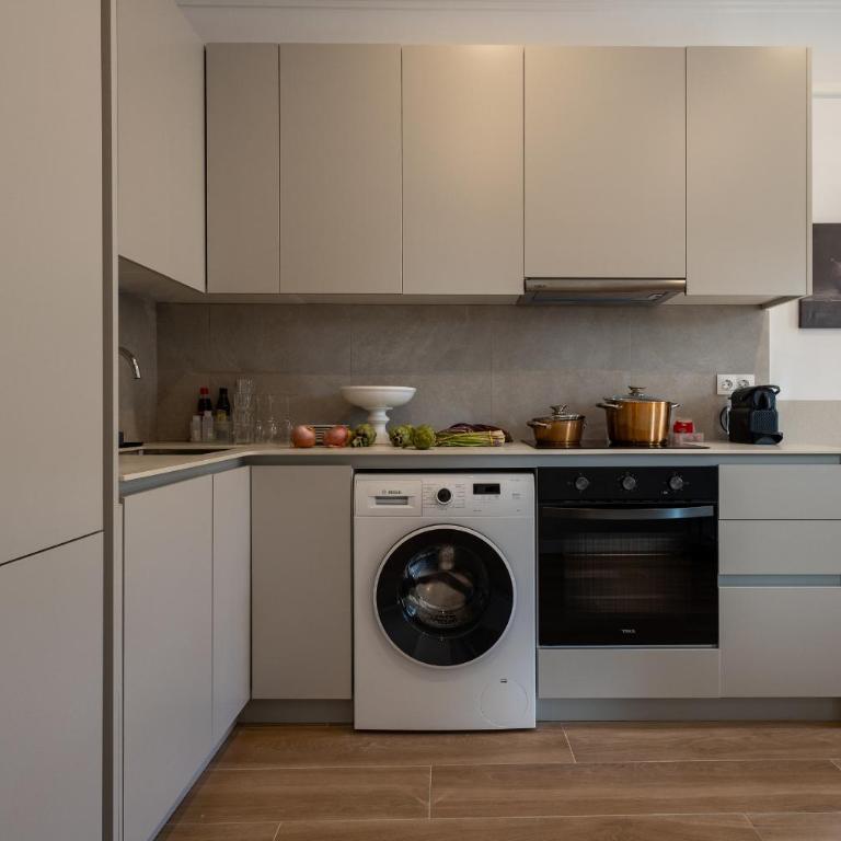 En Ville Boutique Apartments Calabria - Two-Bedroom Deluxe Apartment with Balcony - 8
