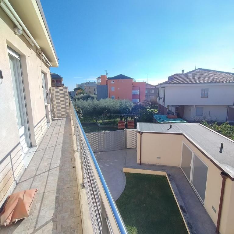 La Nave dei Sogni - The Ship of Dreams - One-Bedroom Apartment with Terrace - 11