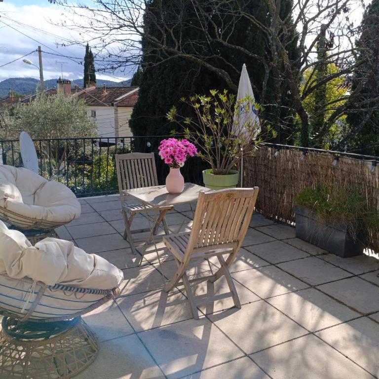 Appartement Jardin & Terrasse - Villa Aix - Appartement 1 Chambre - 38