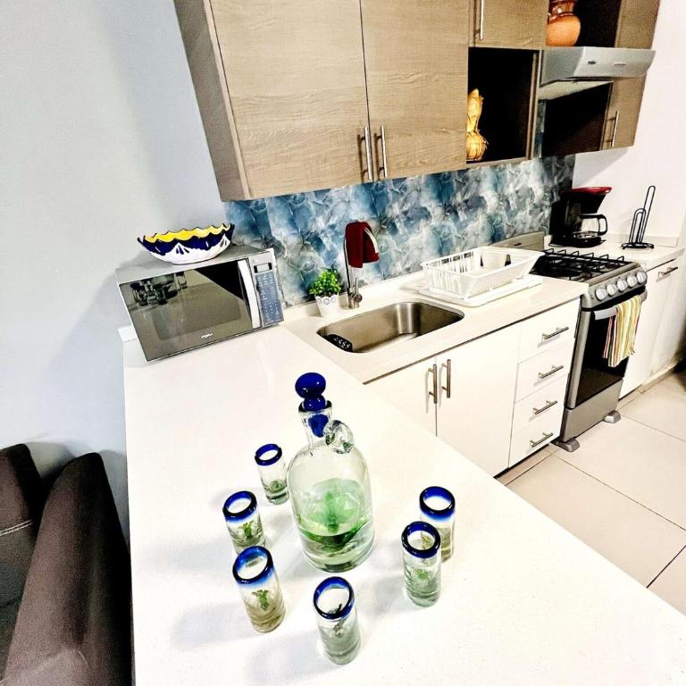 Modern Mexican-style apartment in Monterrey - Three-Bedroom Apartment - 4