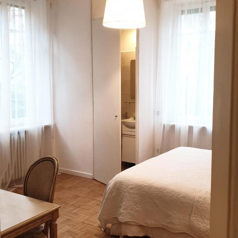 Atrium Verona - Double Room with Private Bathroom - 9