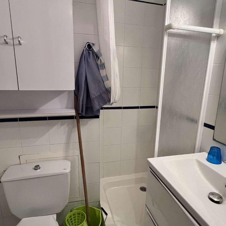 Studio cabine, vue port, 4 pers, à 100m de la plage - FR-1-701-95 - Studio - 11