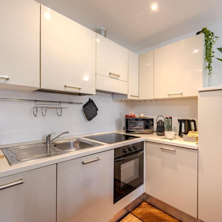 Aquarium Luxury loft 2 - 6 guest - exclusive city view - Apartment - 10