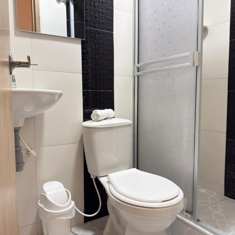 Apto compacto para 6 cerca al Aeropuerto - Apartamento de 2 dormitorios - 10