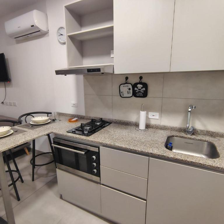 Apartamento de lujo en Santa Marta - One-Bedroom Apartment with Balcony and Sea View - 5