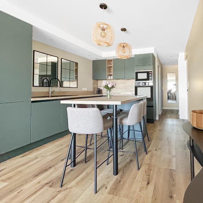 T3 moderne avec terrasse, piscine et parking privé - Two-Bedroom Apartment - 15