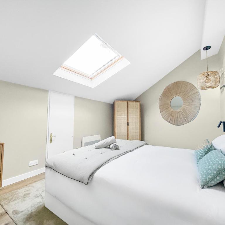 T3 moderne avec terrasse, piscine et parking privé - Two-Bedroom Apartment - 24