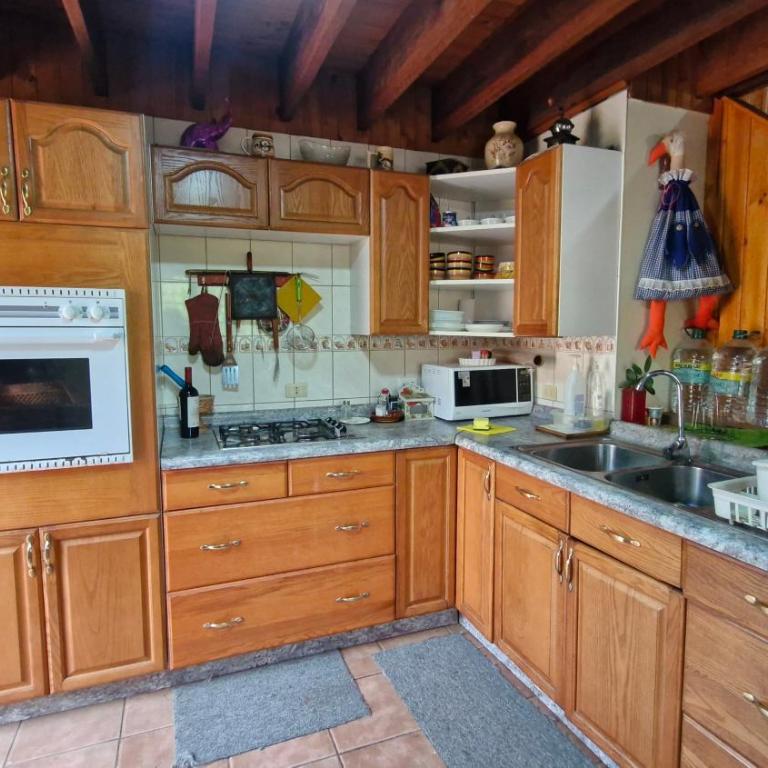 Hermosa casa de campo - Three-Bedroom House - 6