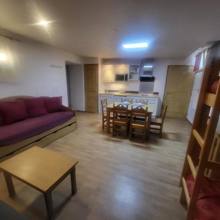 Studio cosy 4 pers. front de neige avec WiFi à Montgenèvre - FR-1-266-85 - Studio - 9