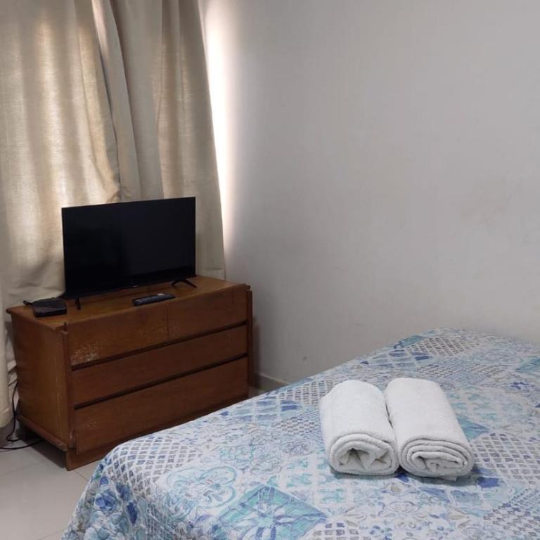 Hermoso y amplio departamento para familia o grupo - Three-Bedroom Apartment - 19
