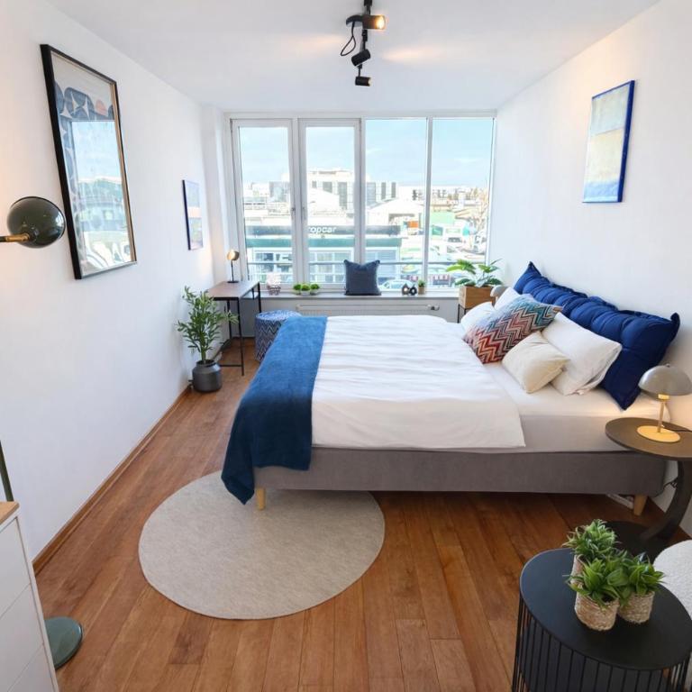 BeckHomes Munich, Stylish, central & modern 3BR Apartment up to 7 Pax - Appartamento con 3 Camere da Letto - 2