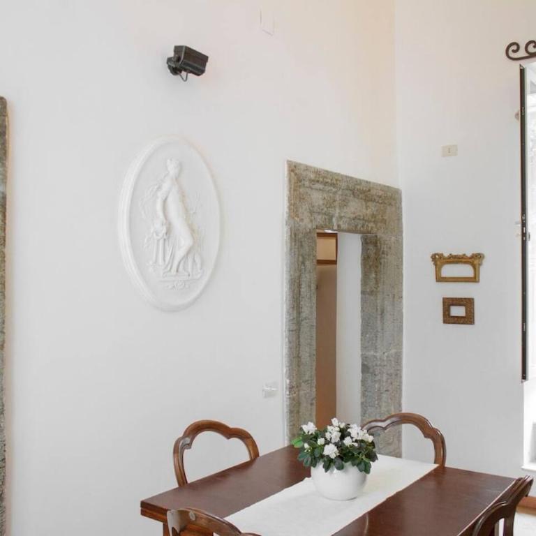 Finestra sul cortile - Appartamento con 1 Camera da Letto - 11