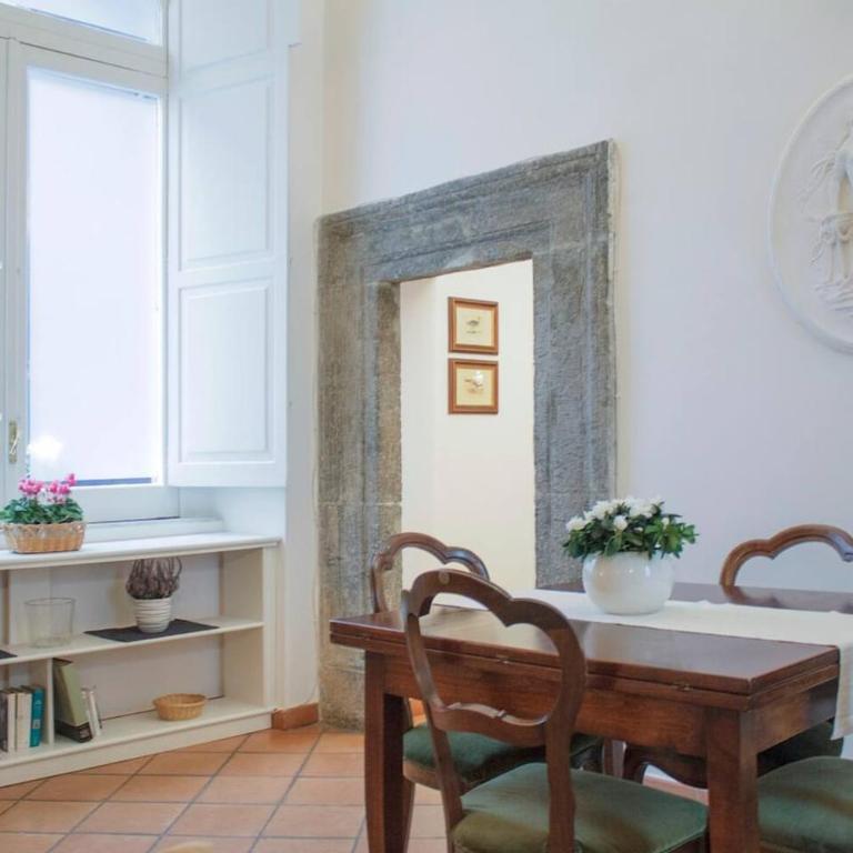Finestra sul cortile - Appartamento con 1 Camera da Letto - 23