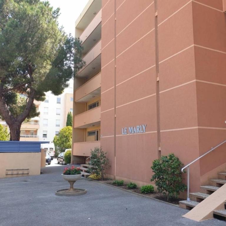 Studio Cabine 4 Pers avec Aperçu Mer, Proche Plage, Terrasse, Parking Privé et Clim à Fréjus - FR-1-226A-158 - Appartamento - 13