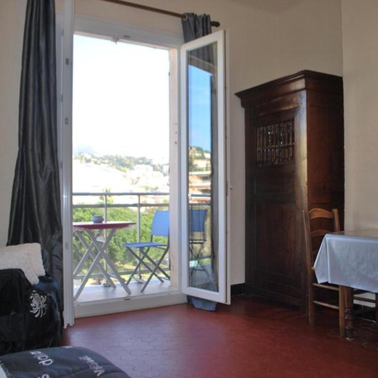 T2 4 pers, vue plage, wifi, Le Lavandou - FR-1-803-39 - Apartamento - 11