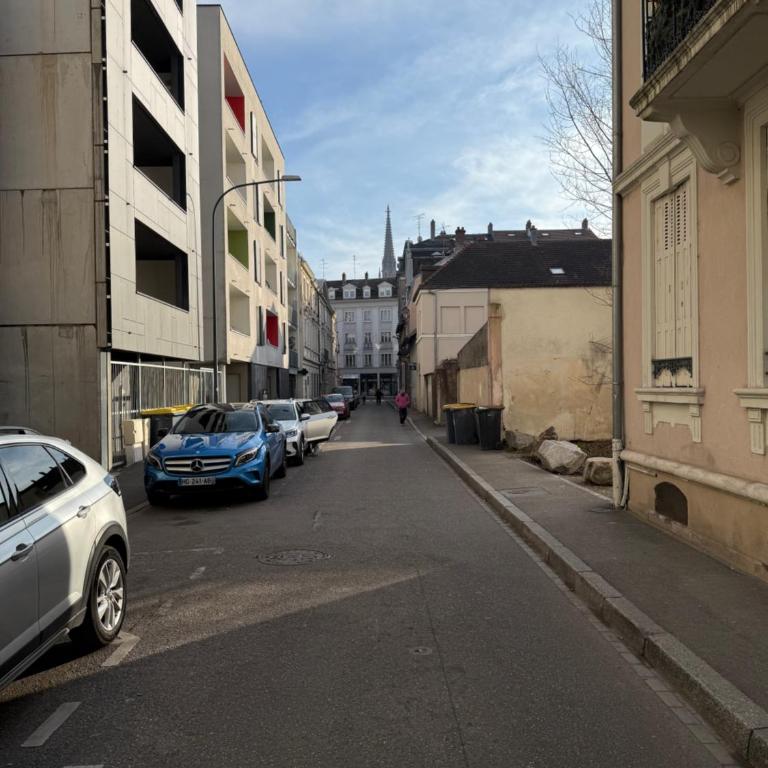 Appart Cocooning 6 Personnes Hyper Centre Mulhouse - Parking Gratuit - Apartment mit 2 Schlafzimmern - 33