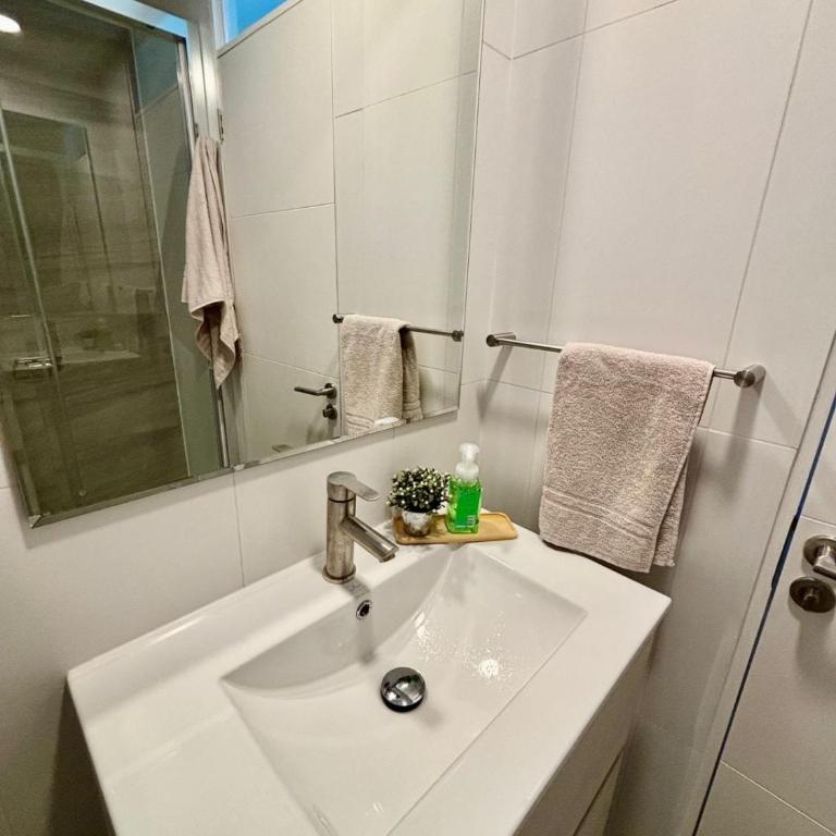 Puerto Montt Centro - Vista al Mar - One-Bedroom Apartment with Balcony and Sea View - 18