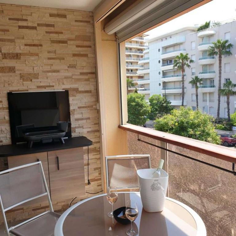 FS520-126 Appt Studio cabine 4 personnes FREJUS - Apartamento de 1 dormitorio - 9