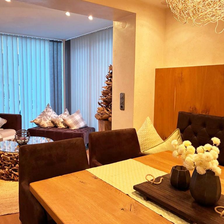 KOSIS Townhouse mit Spa Zugang im KOSIS Sports Lifestyle Hotel und Gartennutzung - Haus mit 3 Schlafzimmern - 9