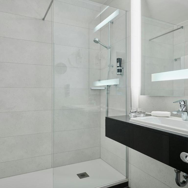 Leonardo Hotel Munich Arabellapark - Comfort Zweibettzimmer - 4