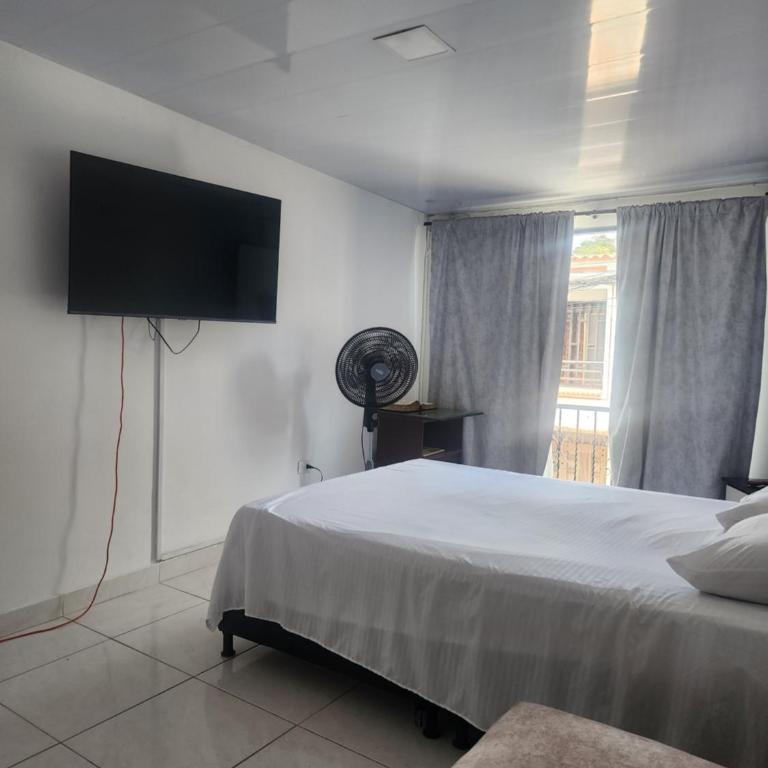 Apartamento en barrio noble - Two-Bedroom Apartment - 4