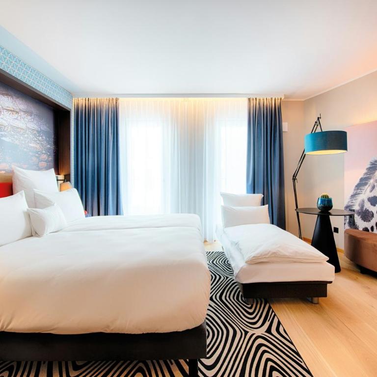 NYX Hotel Munich by Leonardo Hotels - Superior Dreibettzimmer - 3