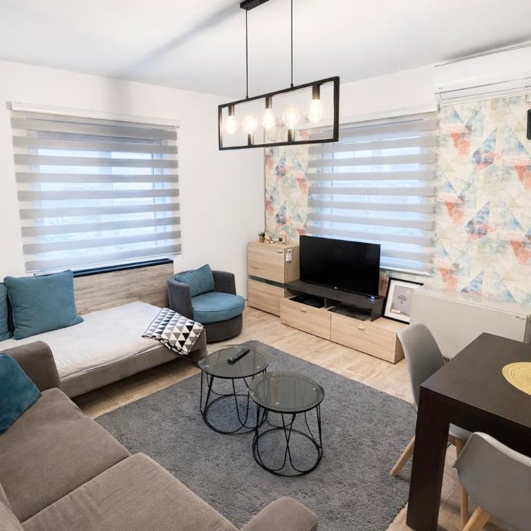 Nilton Apartmans - One-Bedroom Apartment - 42
