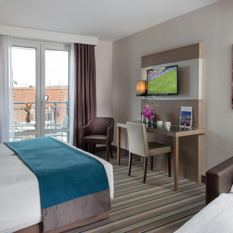 Leonardo Hotel Munich City Olympiapark - Superior Dreibettzimmer - 5