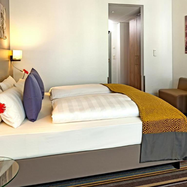 Leonardo Hotel Munich City North - Superior Triple Room - 2