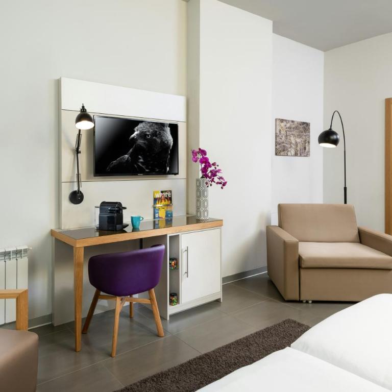 NYX Hotel Milan by Leonardo Hotels - Camera Matrimoniale Deluxe - 8