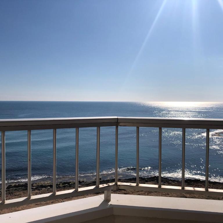 Alojamiento Torrevieja playa frente al mar - Apartamento de 1 dormitorio - 3