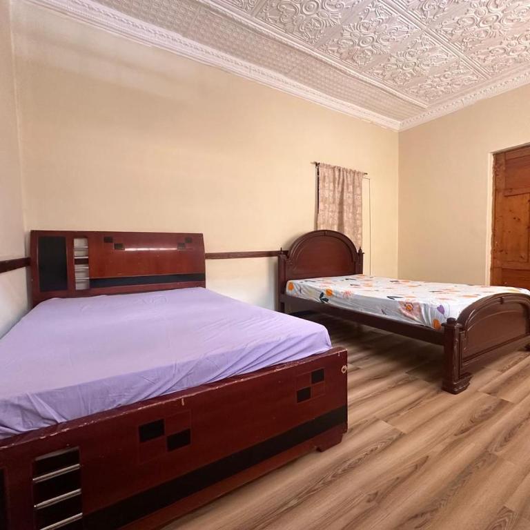 Albergue Happy Backpacker - Habitación Doble - 2 camas dobles - 5